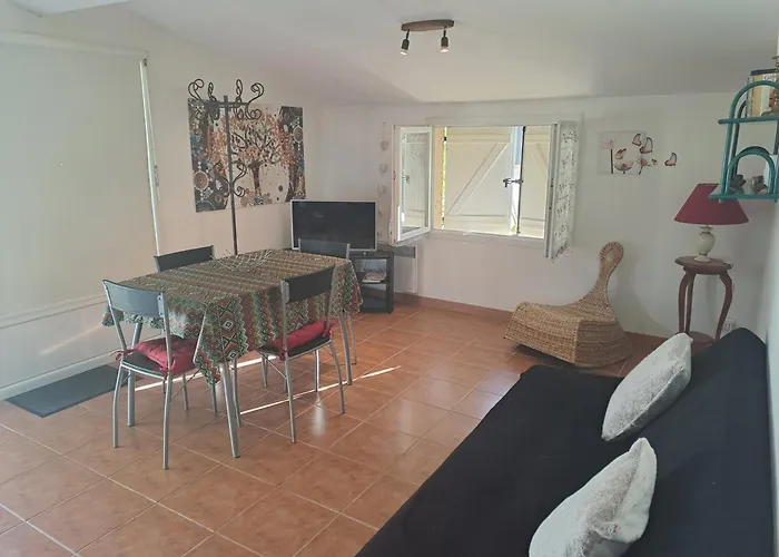 Les Jasmins 別荘 *